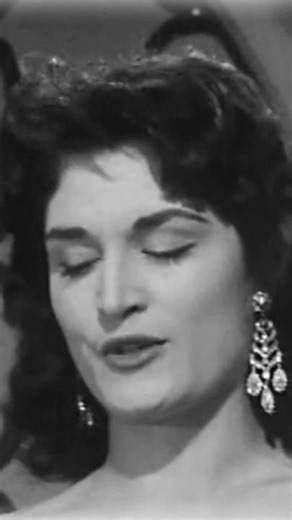 Dallda - Bambino (1956) #dalida #bambino #musique #chanson #song #pourtoi #foryou #fyp #french #france #foryoupage #1956