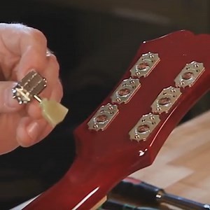 Graph Tech Workshop: How to Install Ratio® Tuners in Less Than 10 Minu