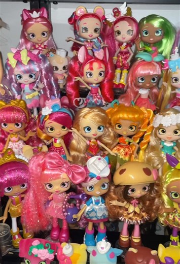 Shopkins shoppies doll collection :)