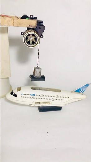 Airport Remote Control 360* Gear Rotation Crane | DIY Power Hack 🏗 | #shorts #tech #dcmotor #diy