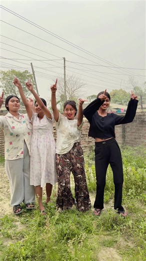 😁🤣🤣 @Biva Yadav @Preeti Yadav 8888 @soyabean..🦢✨ #foryou #nivayadav88 #villagers #parentslove