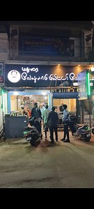 15K views · 188 reactions |  மதுரை வேலுச்சாமி மிலிட்டரி ஹோட்டல்  திருநின்றவூர் இரயில் நிலையம் எதிரில்  TIRUVALLUR #viralpost2024シ #viralpost2025 #foodblogger #humanity #foodlover #trending #trendingpost #tranding #food #review | KK village cooking | Facebook