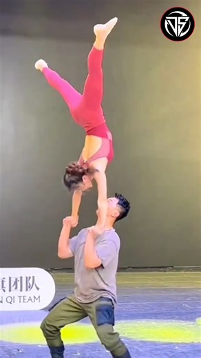 Unbelievable Acrobat Flip! 🤸‍♀️💥 Top Level Strength & Balance Performance!// #trending #circus
