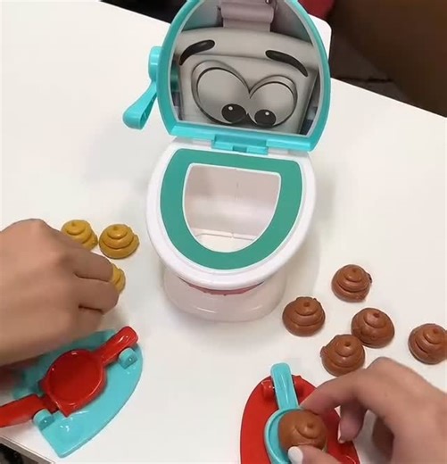 Blue Elephant PH Toys on Instagram: "Poop Shoot Game 💩 Price: ₱299 DM us to order😊"