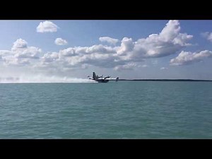 Super Scooper Plane Scoops Water From Skilak Lake to Fight Swan Lake Fire