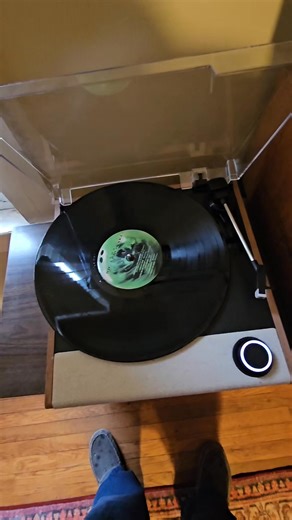 Saturday vibes: Side B. Kenny Rogers & The First Edition, "Just Dropped In (To See What Condition My Condition Was In). Motion picture soundtrack THE BIG LEBOWSKI. Mercury Release (c) 2014 Reissue. #music #vinyl #vibes #kennyrogers #lebowski | Mick Parsons