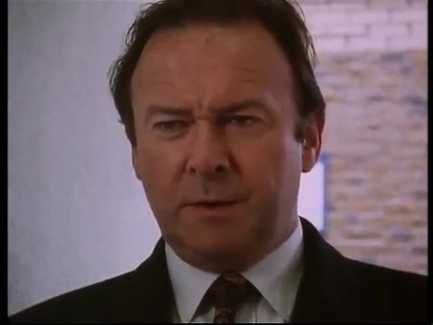 BETWEEN THE LINES S03 E03 A Face in the Crowd