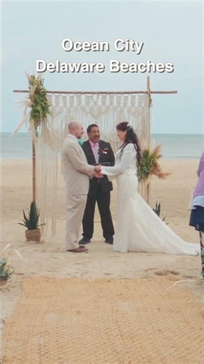 This Is What Your Dream Beach Wedding Looks Like… 💍🌴