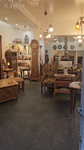 antiquites-art-nouveau.fr Reassort de la boutique ! #antiquites-art-nouveau.fr #artnouveau #nancy #artnouveaufurnitures #ecoledenancy #antiquites #artnouveauglass ##jugenstil #liberty #louismajorelle #emilegalle #jacquesgruber #eugenevallin #eugenegaillard #edouardcolonna #edouarddiot #maisonbing #hectorguimard #serrurierbovy #horta #vandevelde #charlesplumet #tonyselmersheim #henrysauvage #daum #daumnancyglass #lalique ##amalricwalter #decorchemont #argyrousseau | Antiquités Art Nouveau