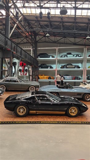 RR on Instagram: "These in my eyes are two extremely gorgeous ICONs from the past. Beautifullybpresent by The LOH Collection... One is extremely famous the other fly's under the radar... #facelvega #lamborghinimiura #lohcollection #miura #iconic"