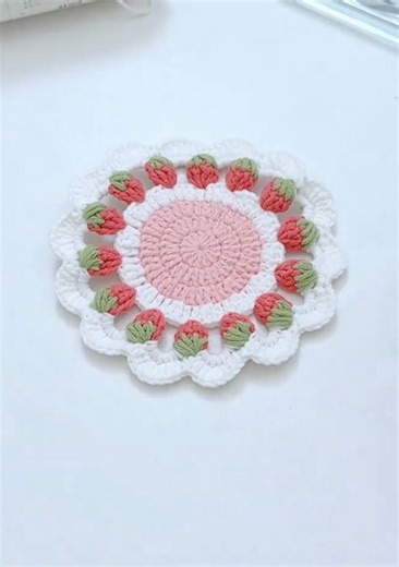 Learn how to crochet this adorable strawberry coaster 🍓 It works up fast, uses simple stitches, and is great for beginners, sellers, and content creators. Perfect for small businesses, gifts, or cozy home decor. Watch the full crochet tutorial—link is in the comments. #CrochetForBeginners #CrochetBusiness #StrawberryCrochet #HandmadeHome #CrochetVideo | Knot So Hard
