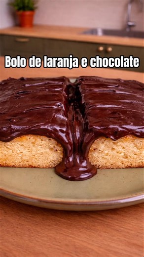 This combination of orange and chocolate is insane!