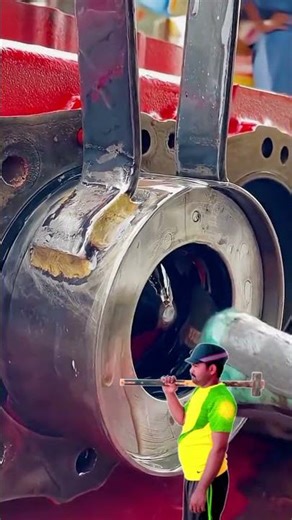 Mastering Piston Installation: The Ultimate Technical Mechanic Video You Can't Miss!