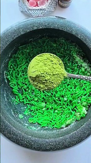 Green face mask, just apply it, pores are breathing.#Immersive Skincare #Natural Face Mask Making