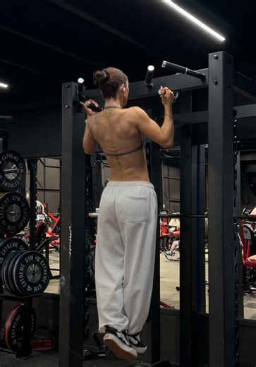 back abs in three exercises🫡🫡 wearing @DFYNE dc ‘lucy’ #fy #gym | Abs Exercises