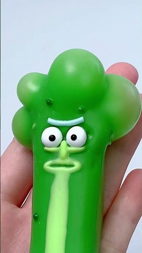 FUFUSQUISHY ASMR 🥒🥒Cucumber Rick