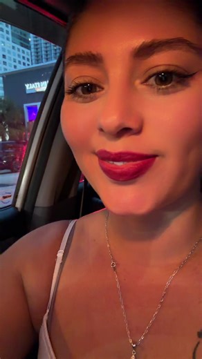 Maryuris Gadea (@maryuris.gadea)’s videos with sonido original - Daniela monsalve