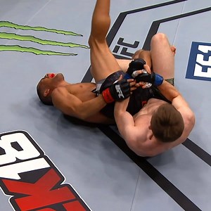7.2M views · 67K reactions | Got to love a crazy submission! Which of these Top 5 make your list? Watch more on UFC Fight Pass! | UFC | Facebook