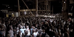 Rufus Wainwright singing Hallelujah with 1,500 singers | Lifestyle