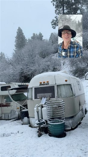Stepping Stone Homestead Homes 🤝🛠🙌 • On today’s episode I give you a behind the scene look at our humble little RV tiny homes here on the homestead. And then we go inside for an MTV style cribs tour of my Airstream Argosy! 😂🤩 • It’s better to be a warrior in a garden than to be a gardener in a war. 🌱🥷 • #modern #rural #civilian #selfsufficient #off-grid #sustainableliving #rootcellar #switch-grid #strawbale #foodprodution #foodpreservation #beekeeping #rampump #homestead #waterislife #ram