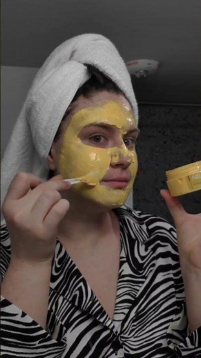 Turmeric Vitamin C BrightenClay Mask | ANAIRUI