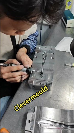 🧸🔧 Five Common CNC & Polishing Defects in Children’s Mold Making — and How to Fix Them!