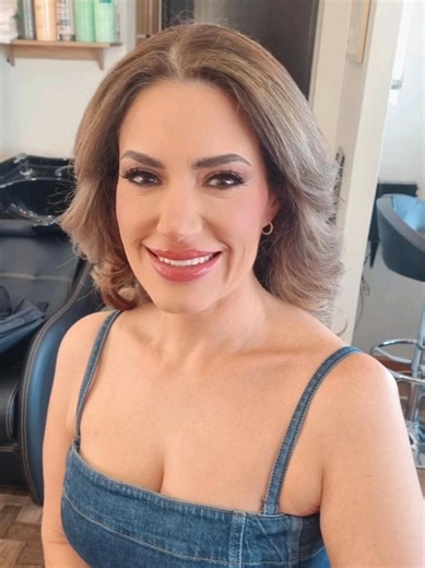 Gracias a nuestra querida @preguntaleaeva por tu visita @beautys_salon_pedregal y dejar en nuestras manos parte de tu imagen !!! Y hacernos parte de tus mejores eventos 💖 #beautys #beautysalon #hairstyle#beautyspedregal #bybrendaarriaga