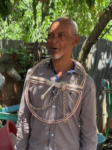 🔗Le coloca un collar mágico y sucede esto🧞🔗He puts a magic necklace on it and this happens🧞 #usa #magic #necklace #drama #mexico
