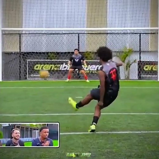 Owen returned to the goal. | #football #futeball #edit #neymar #futebol ‪@Banheiristas‬