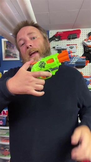 2014 Nerf Zombie Strike Double Strike Blaster Review