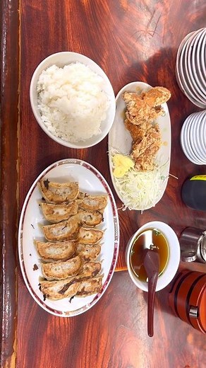 【西成区】2026年（年末）で閉店が決まってる創業５３年の老舗町中華《ぎょうざや》にて 餃子と唐揚げのセットをご飯大盛りで頂く 大阪グルメ／大阪ランチ／中華料理／昭和レトロ／絶品グルメ／食べ歩き