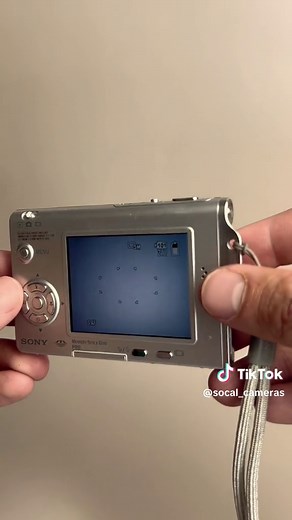 Is this the thinnest retro digital camera ever made? Heres a look at the Sony Cyber-Shot DSC-T7! #retrodigitalcamera #digicam