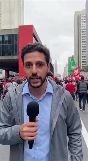 manifestaçao na avenida paulista!! #pt #esquerda #maduro #venezuela