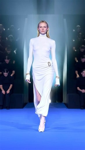 Bavenays on Instagram: "@AlexConsani for Casablanca - Alex Consani takes over the opening of Casablanca FW24 with a confident, commanding presence that immediately sets the tone of the collection. Her fluid walk and sharp energy capture the balance between sporty elegance and nostalgic luxury that defines the season. Neither overperformed nor understated, Consani delivers a controlled power that turns the opening moment into a clear statement. More than just a runway walk, this is the visual man
