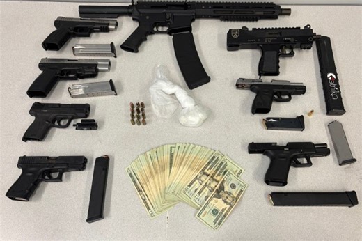 Chicago Gang Unit Nabs Felon With Guns And Suspected Drugs