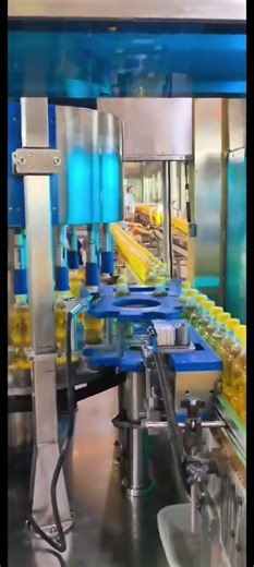 Cooking oil bottle rotary sticker high speed labeling machine