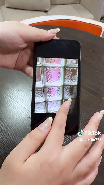 The Ultimate Smart Flash Drive for Your Phone