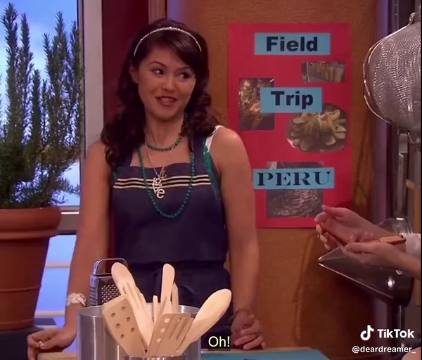 Kitchen Casanova S2/EP 4- Part 7/14 #thesuitelifeofzackandcody #thesuitelifeondeck #laviedecroisieredezacketcody