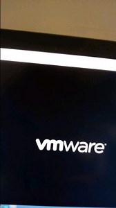 How to show full screen of VM #computer #vmware #fullscreen ‪@huhtech‬