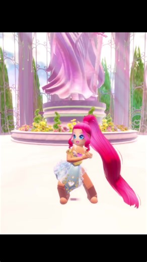 Mastering Maximalist Outfits in Royale High