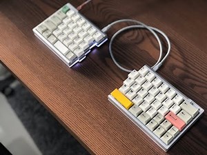 KBDFans T1 (Holy Panda clone) Typing/Sound Test GMK vs DSA