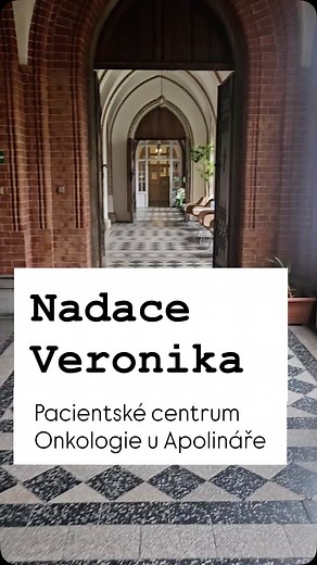 Dnes bych se s vámi chtěla podělit o místo, které v sobě nese klid, porozumění a opravdovou lidskost.🤍 Na Klinice gynekologie, porodnictví a neonatologie u Apolináře vzniklo ve spolupráci s Nadačním fondem Veronica Pacientské centrum onkologie – prostor, kde mohou ženy najít informace, podporu i pochopení. Místo, kde se můžete zastavit, vydechnout, nechat obejmout. 🫶🏻 Kde vás přivítají nejen zdravotní sestry, ale i ženy, které si samy prošly onkologickou léčbou a dnes dávají dál svou zkušenos