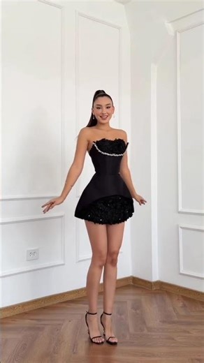 The perfect 🥀 our ARIANA STRAPLESS Mini Dress 🖤#fashion #model #beauty #style #outfit #shorts