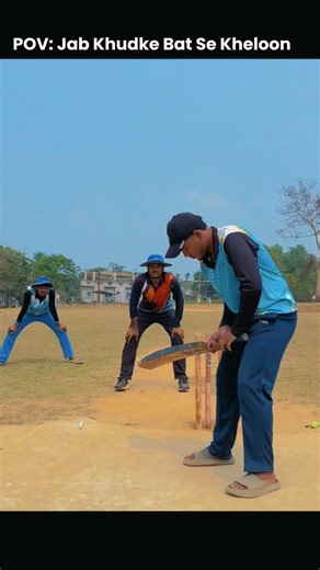 Khud Ke Bat Vs Dusroka Bat🤣🏏 !!! #cricket #kamalcup #icct20worldcup #indiancricketer #viratkohli
