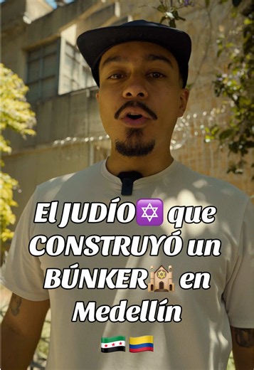 El JUDÍO✡️ que construyó un BÚNKER🕍 en Medellín🇸🇾🇨🇴 El barrio El Prado de Medellín esconde algunas de las historias más interesantes de la ciudad, pues en sus mejores años albergó a una gran cantidad de personajes importantes de la sociedad; empresarios, intelectuales, escritores y artistas adornaron este barrio con mansiones impresionantes como la de don Jacobo Cohen, una casa enorme con forma de barco que se diseñó como un búnker. ¡Qué interesante! Casas increíbles y llenas de historias t