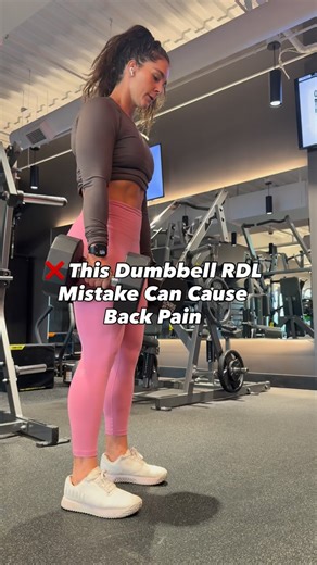 Kelly Stone | Online Fitness Coach | Stop arching your back on dumbbell RDLs 🚫 One of the most common dumbbell RDL mistakes I see is over-arching the lower back instead of... | Instagram
