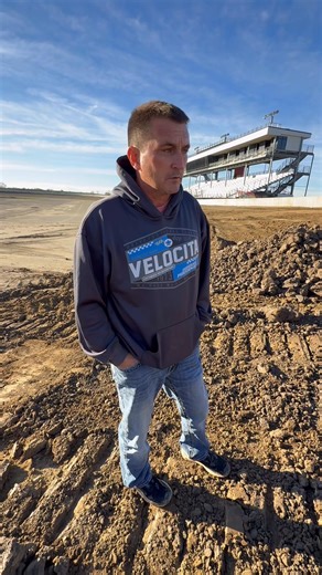 Mansfield Speedway gets some new clay! Jeremie Corcoran will be in charge of working the new surface in! He has surfaced Oswego Speedway, WeedSport Speedway, Berlin Speedway, and so many more! | Robbie Devore
