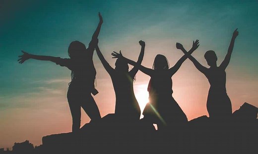 THE SOCIAL BENEFITS OF DANCE | 8 BENEFITS OF DANCING