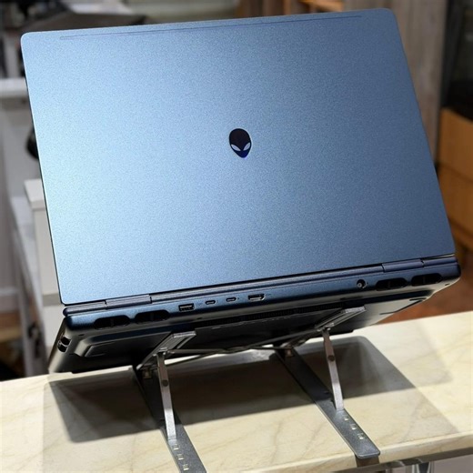 EL -HARAMAINE INFORMATIQUE | ‎🇪🇺Dell Alienware 16X Aurora🐉Core Ultra 9 275HX/RTX 5070 /RAM 32 GB 5600HZ /SSD 2TB /ECRAN 16" 240hz 🎮 👇👇 لأنك تستاهل الأفضل، جبنا لك قمة...‎ | Instagram