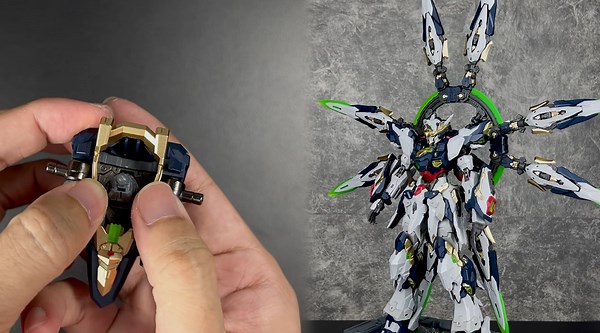 Genius Apocalypse Build Featuring a Unique Fusion Concept